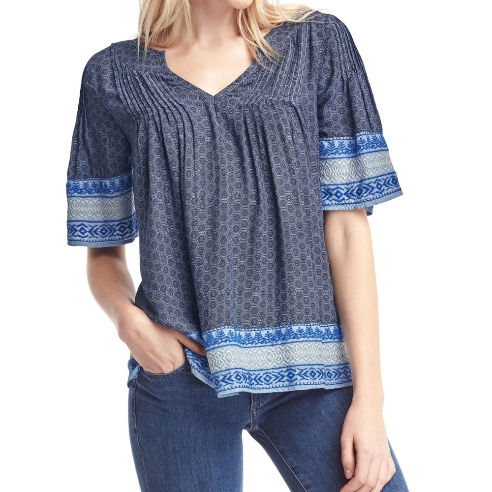 Vintage GAP Navy and White Patterned Blouse